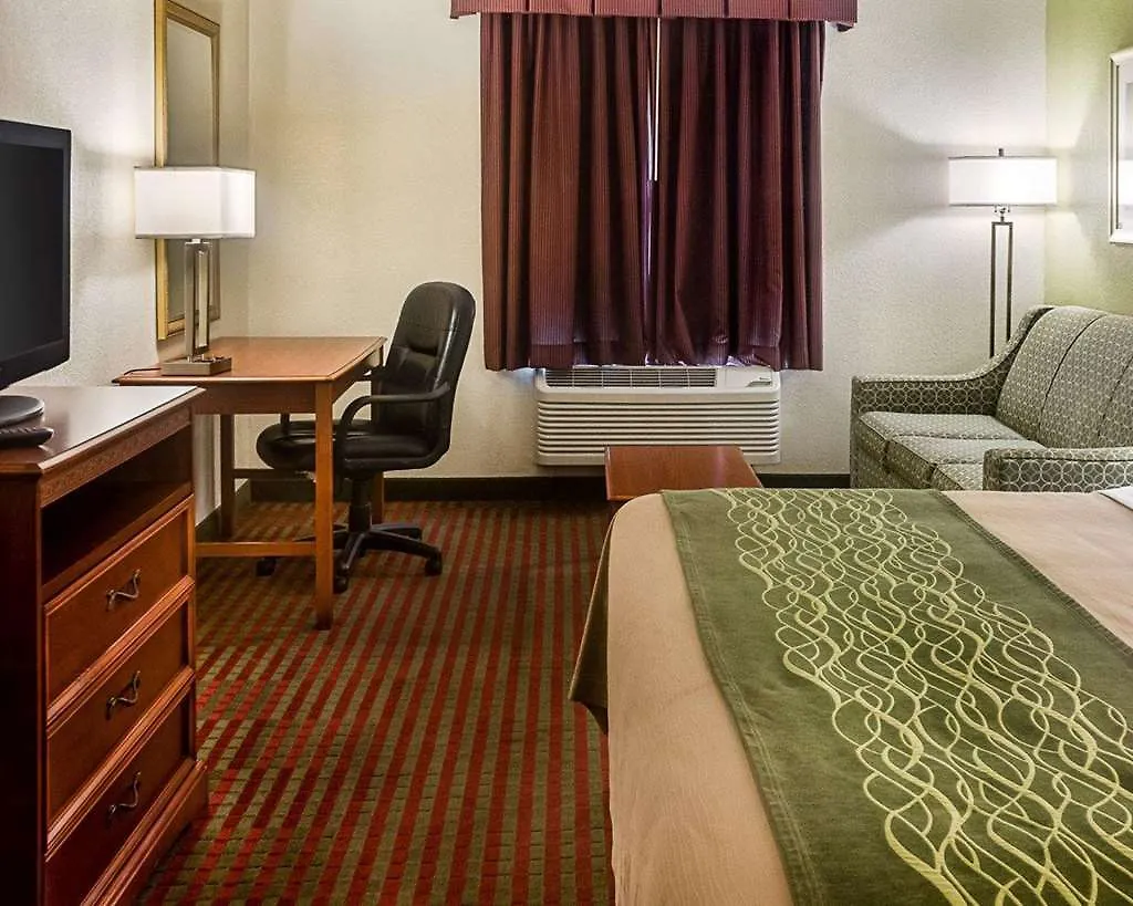 Comfort Inn Newport News - Hampton I-64 2*,